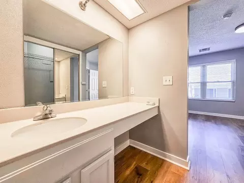 7010 Hascall St, Omaha, NE 68106 photo 6