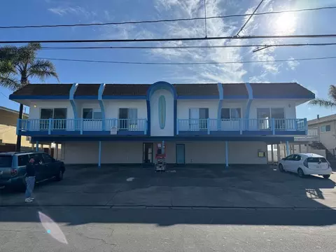 6653 Del Playa Dr, Isla Vista, CA 93117