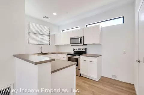 2185 E Howe Ave, Tempe, AZ 85281 photo 9