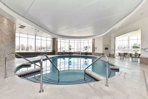 6835 W Mequon Rd, Mequon, WI 53092