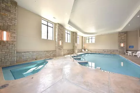 w63n456 Hanover Ave, Cedarburg, WI 53012 photo 8