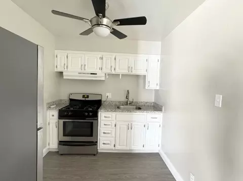 8670 Fair Oaks Blvd, Carmichael, CA 95608