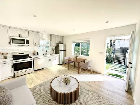 12759 Matteson Ave, Los Angeles, CA 90066