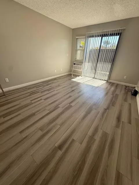 506 E Barham Dr, San Marcos, CA 92078