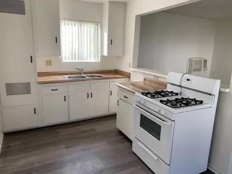 400 S 5th Ave, Monrovia, CA 91016 photo 5