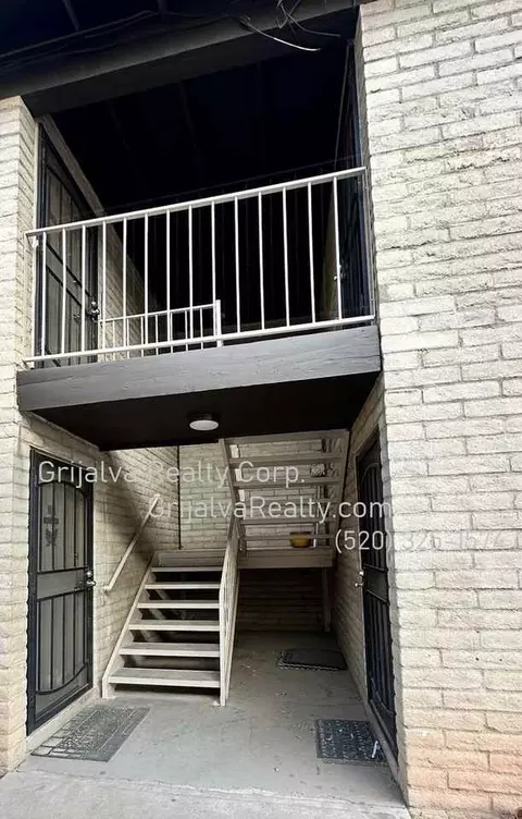 1401 S Woodland Ave, Tucson, AZ 85711