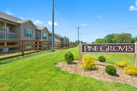 6068 Louisville Rd, Bowling Green, KY 42101