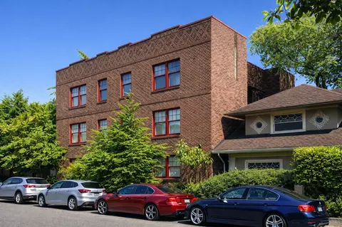 616 E Thomas St, Seattle, WA 98102