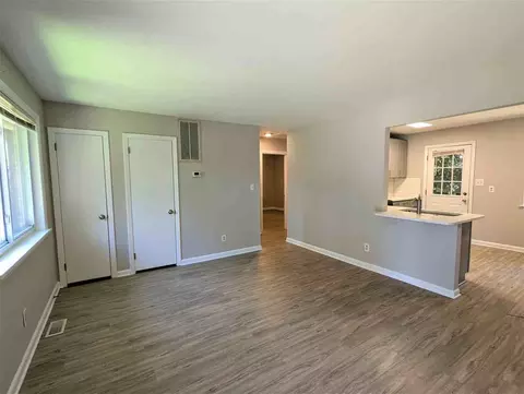 3906 Lexington Dr, Raleigh, NC 27606