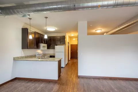 425 W Washington Ave, Madison, WI 53703