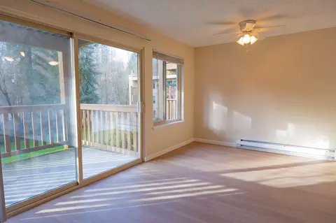 19306 Bothell Way NE, Bothell, WA 98011