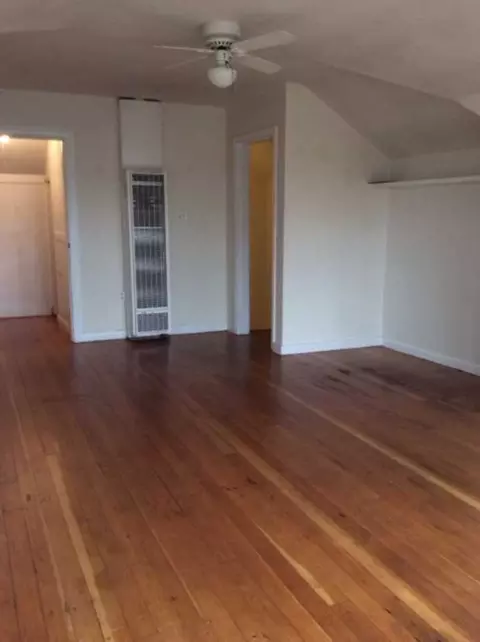 940 24th Ave, Seattle, WA 98122