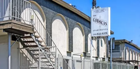 Corsican, Gardena, CA 90247 photo 6