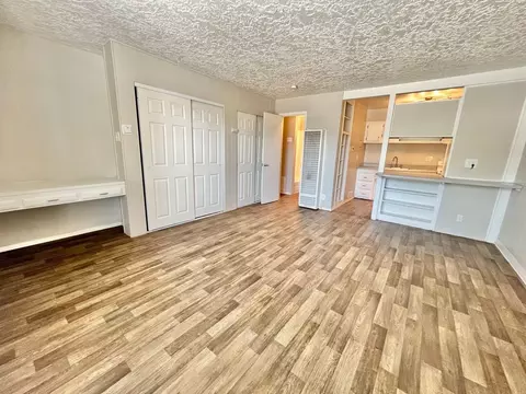 5801 Haines Ave NE, Albuquerque, NM 87110