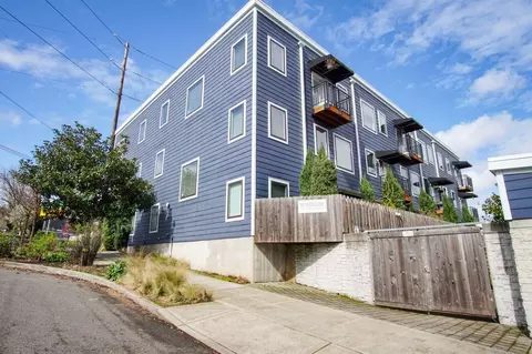 103 S Meade St, Portland, OR 97201