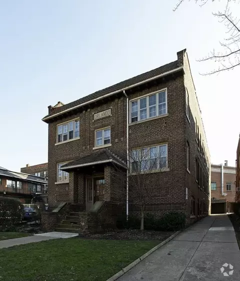 2772 Lancashire Rd, Cleveland Heights, OH 44106
