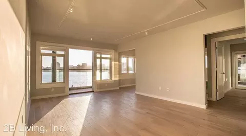 1824 Lakeshore Ave, Oakland, CA 94606