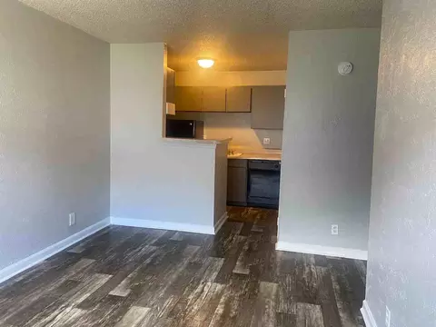 1337 E 61st St, Tulsa, OK 74136