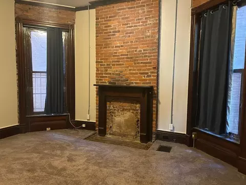 1108 S 1st St, Louisville, KY 40203