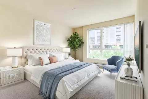10688 NE 10th St, Bellevue, WA 98004 photo 9
