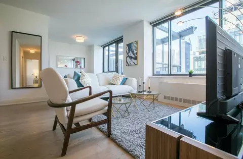 200 E 11th St, New York, NY 10003