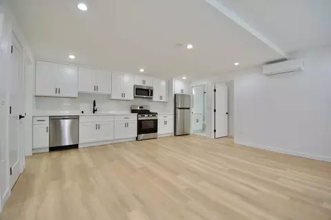 1507 Silver Lake Blvd, Los Angeles, CA 90026