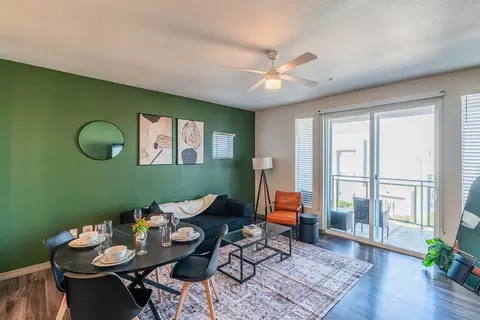 9456 W Georgia Ave, Glendale, AZ 85305