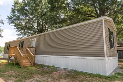 1754 Zion Rd, Morganton, NC 28655