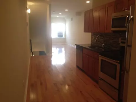 415 N 41st St, Philadelphia, PA 19104