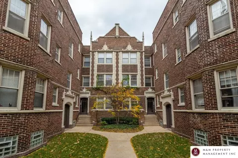 1000 North Blvd, Oak Park, IL 60301