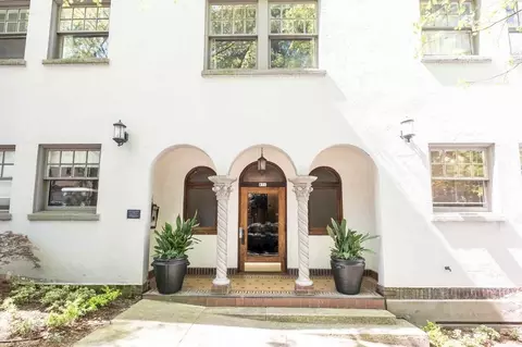 831 SW Vista Ave, Portland, OR 97205