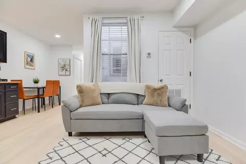 1255 Raum St NE, Washington, DC 20002