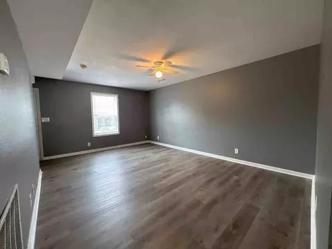 244 Executive Ave, Clarksville, TN 37042