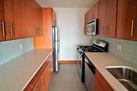 40 N Kingshighway Blvd, Saint Louis, MO 63108