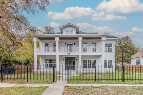121 E Highland Blvd, San Antonio, TX 78210