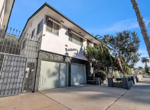 912 Cedar Ave, Long Beach, CA 90813