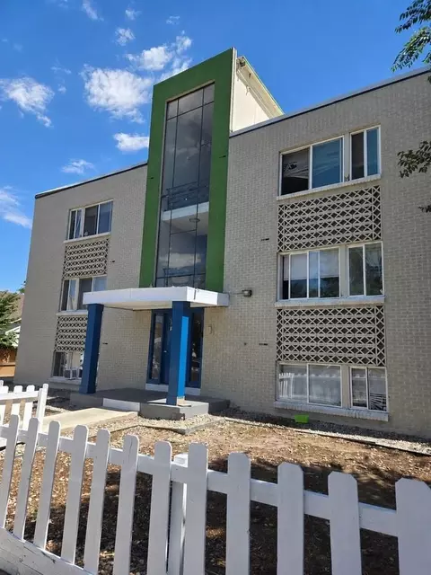 1666 Clinton St, Aurora, CO 80010