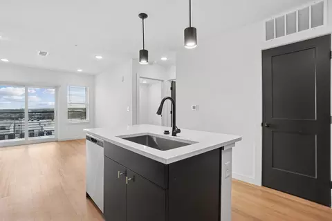 1709 Burton Dr, Austin, TX 78741 photo 31