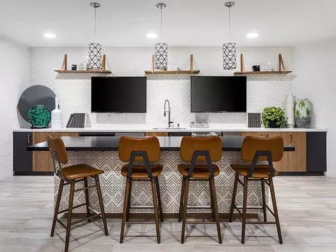 7403 La Tijera Blvd, Los Angeles, CA 90045 photo 2