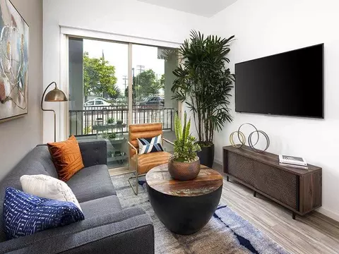7403 La Tijera Blvd, Los Angeles, CA 90045 photo 14