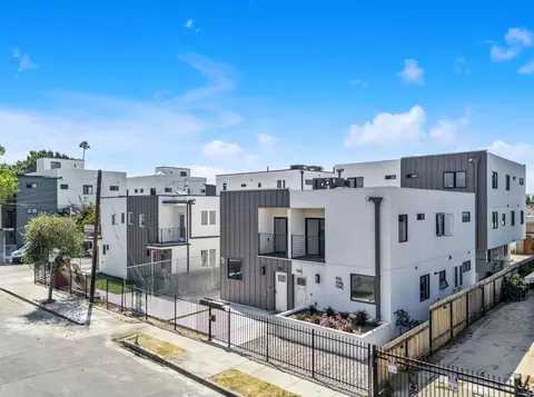 1156 W 38th St, Los Angeles, CA 90037