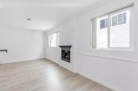 4034 Redwood Ave, Los Angeles, CA 90066