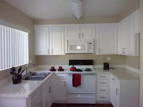 2020 W Alameda Ave, Anaheim, CA 92801