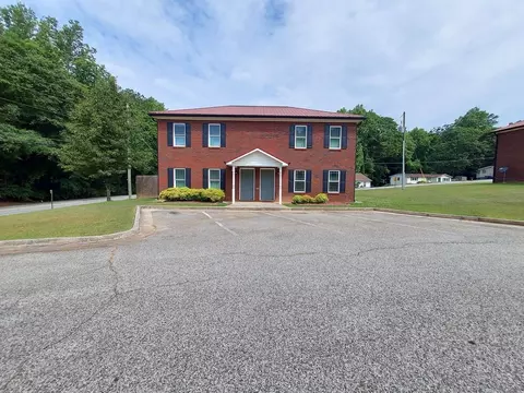 160 2nd St, Winder, GA 30680
