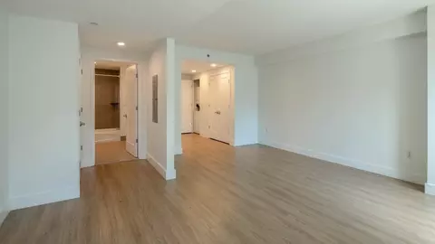 285 3rd St, Cambridge, MA 02142 photo 2