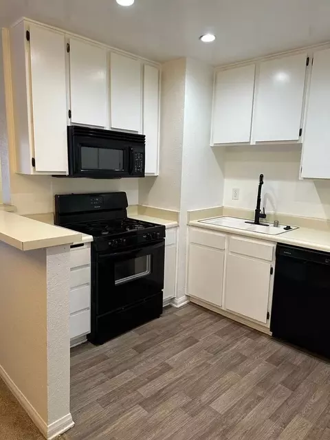 4706 Sepulveda Blvd, Los Angeles, CA 91403