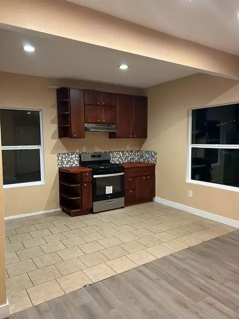 534 Sicard St, San Diego, CA 92113