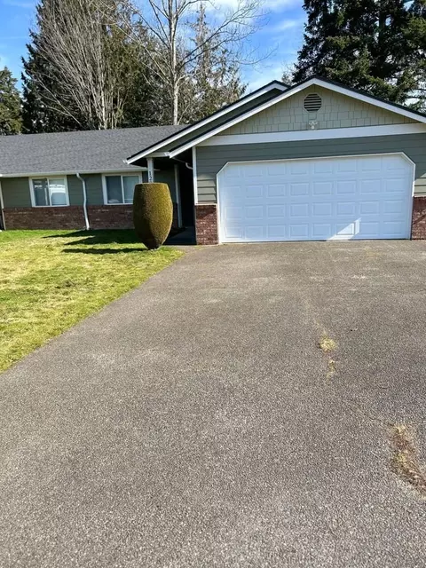Various Addresses, Puyallup, WA 98373