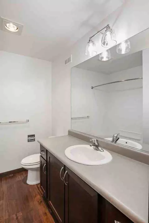 12118 SE 31st St, Bellevue, WA 98005