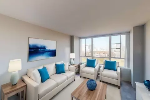 3233 S King Dr, Chicago, IL 60616